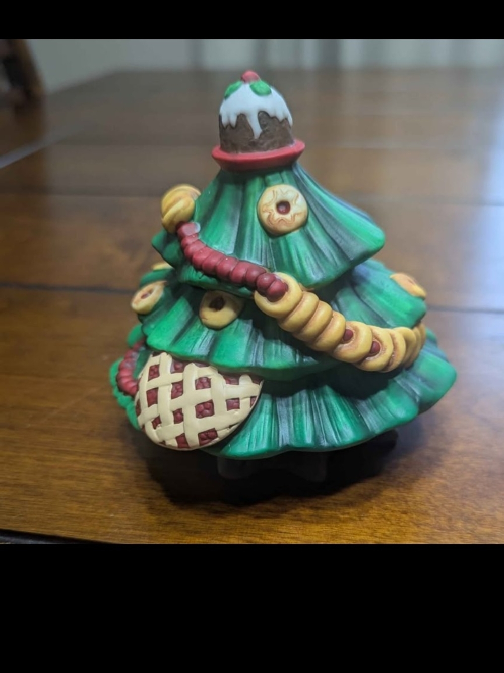 Department 56 - Merry Makers - Sweet Treats Tree